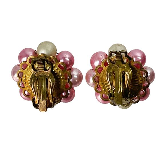 1960s Signed Japan Pink White Plastic & Textured Gold Plate Beaded Clip Earrings - Picture 2 of 3